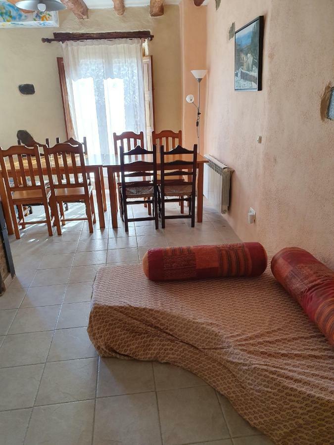 Apartment Cal Viola Torroja ภายนอก รูปภาพ